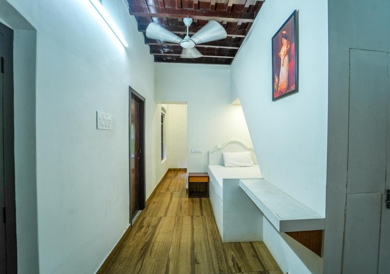 Pop Tavern Kovalam Beach Villa By Voye Homes Exterior photo